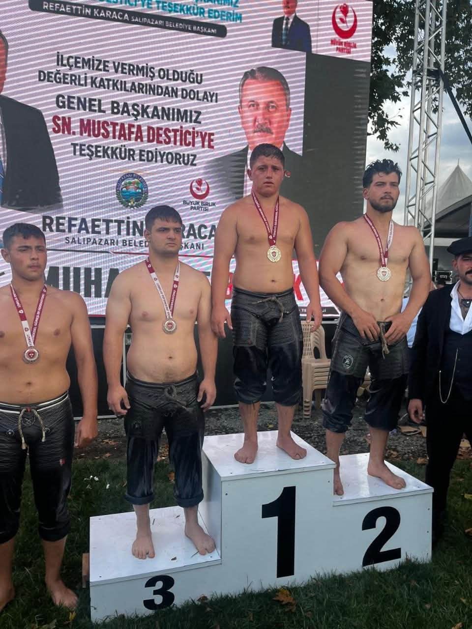 Seydikemerli Pehlivanlar Samsun’da Dört Madalya Kazandı!