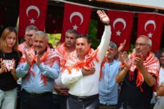 Kavaklıdere'de 32. Menteşe Beşpınar Yağlı Pehlivan Güreşleri Coşkuyla Gerçekleşti - Beşkaza TV görseli 1