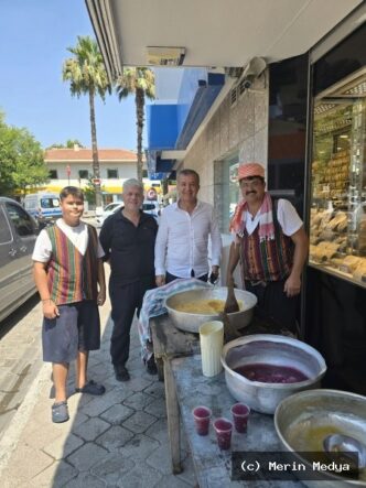 Fethiye'de Geleneksel Kar Şerbeti Buluşması İş Dünyasını Bir Araya Getirdi