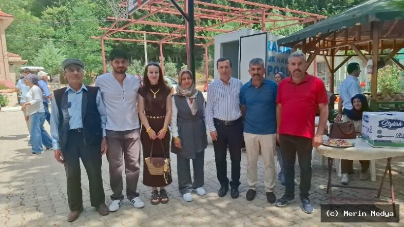 Özdemir Ailesinin Düğün Yemeğine Yoğun Katılım