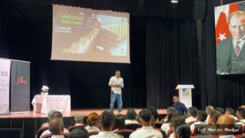 Fethiye'de Ahmet Şerif İzgören ile Kişisel Gelişim Semineri