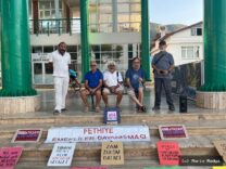 Fethiye'de Emeklilerden Geçim Tepkisi: "30 Bin Lira Maaş, 30 Bin Lira Kira"