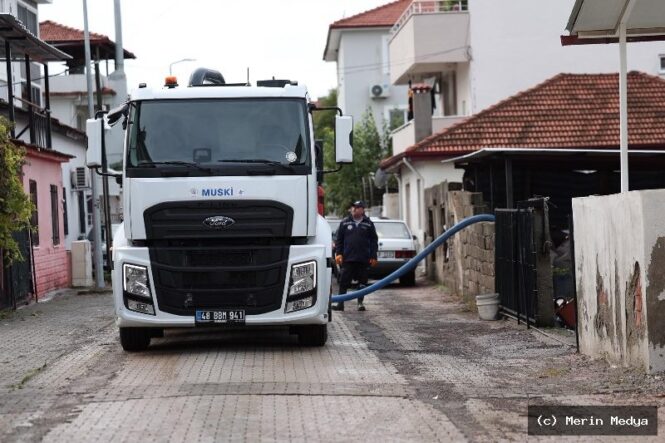Başkan Aras, Dalaman'da Yağıştan Etkilenen Bölgeleri İnceledi