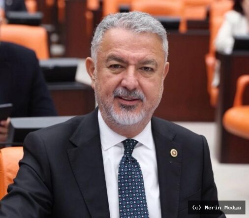 CUMHUR UZUN: “CUMHURİYET, HALKIN İRADESİ VE AYDINLIK GELECEĞİMİZİN TEMİNATIDIR”