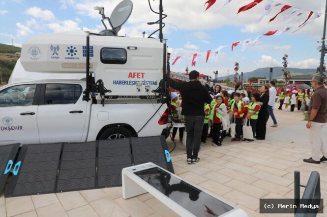 Muğla Büyükşehir Belediyesi'nden Mobil Afet Haberleşme Sistemi